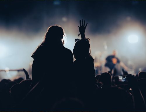 Koncert után cseng a füle? Ez nem „ártatlan emlék”, hanem figyelmeztetés