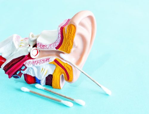 Fülzsírdugó és fülzúgás: mikor lehet összefüggés, és miért ne piszkálja otthon?